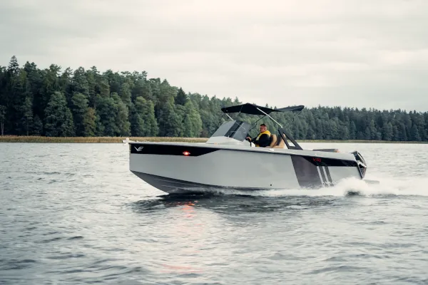 Veloce Yacht V750 - bei Sportboot Center in Graz